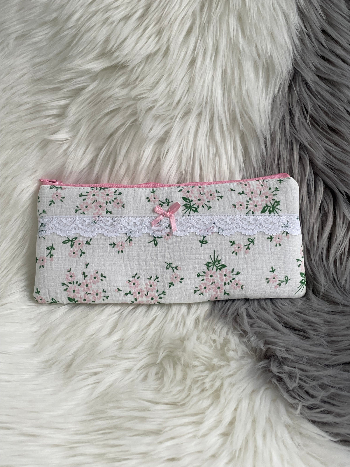 The Everyday Pouch 🎀