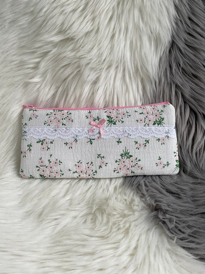 The Everyday Pouch 🎀