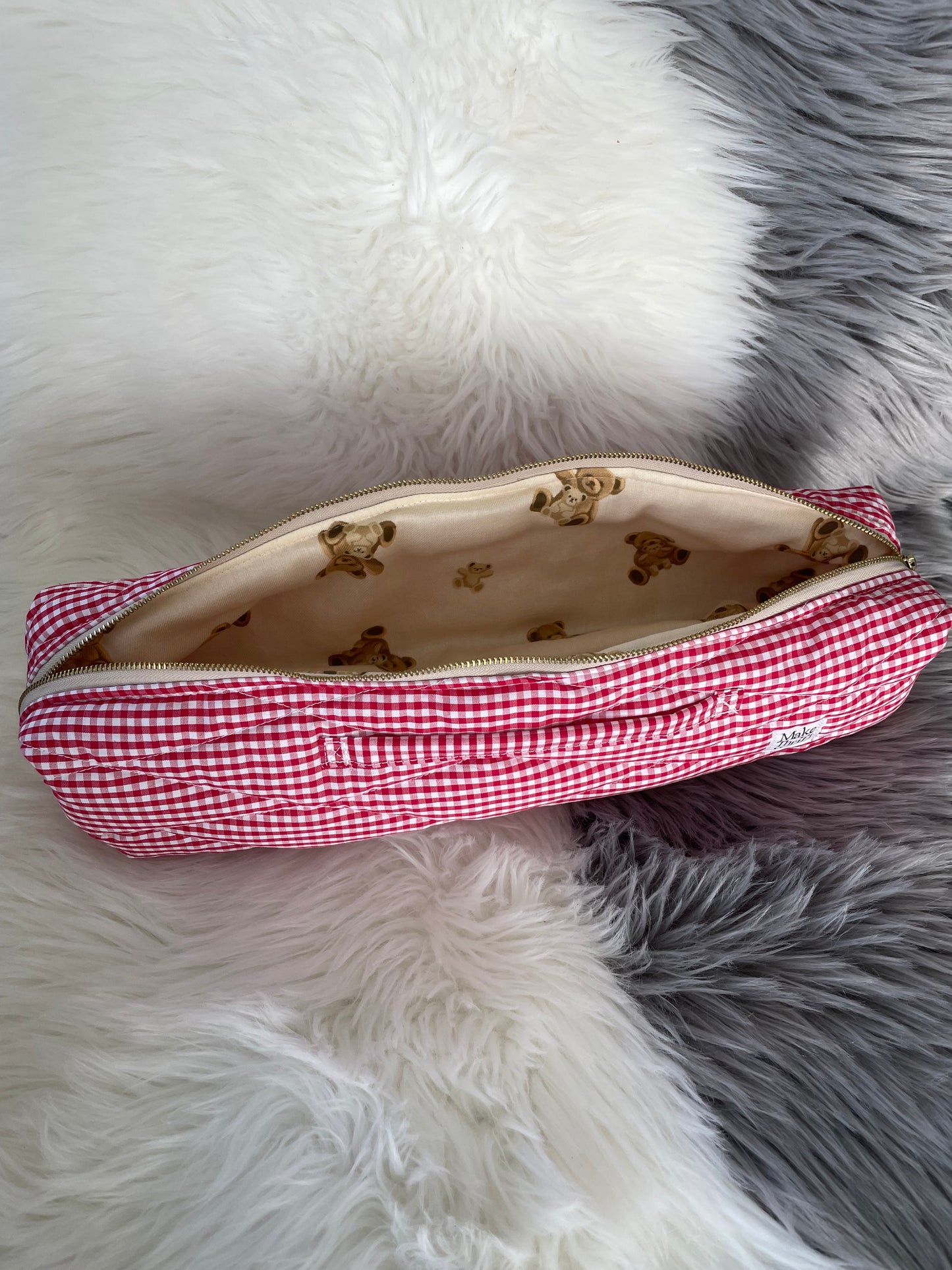 Strawberry Picnic Hair Tools Bag 🍓